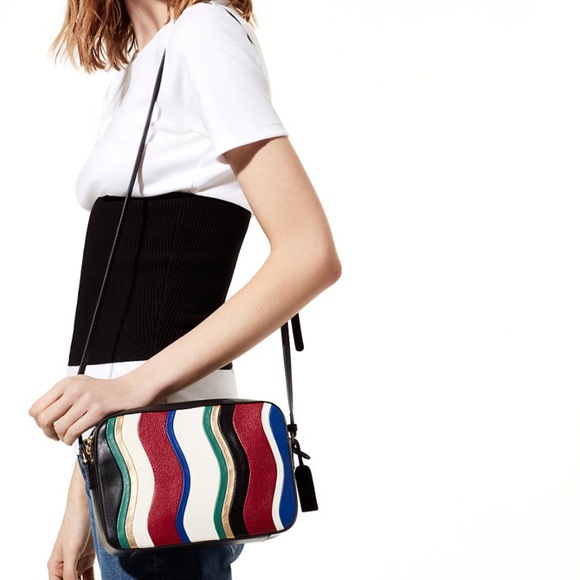 Aritzia Auxiliary Avercamp Crossbody Bag $150 - Picture 4 of 7